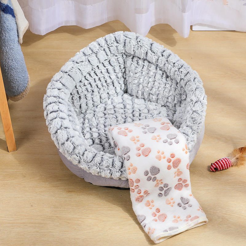 Pet Cat Bed Super Pehmeä Lämmin Pyöreä Cute Dog Nest Kennel