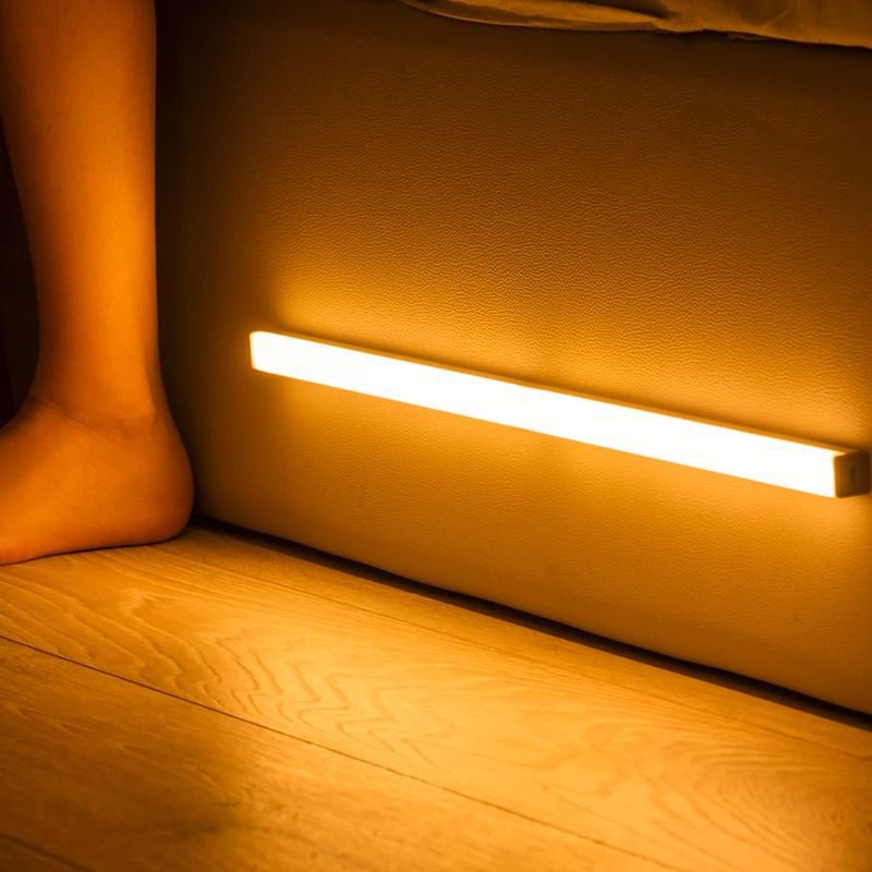 Led Night Light Motion Sensor Langaton Usb-ladattava Yölamppu