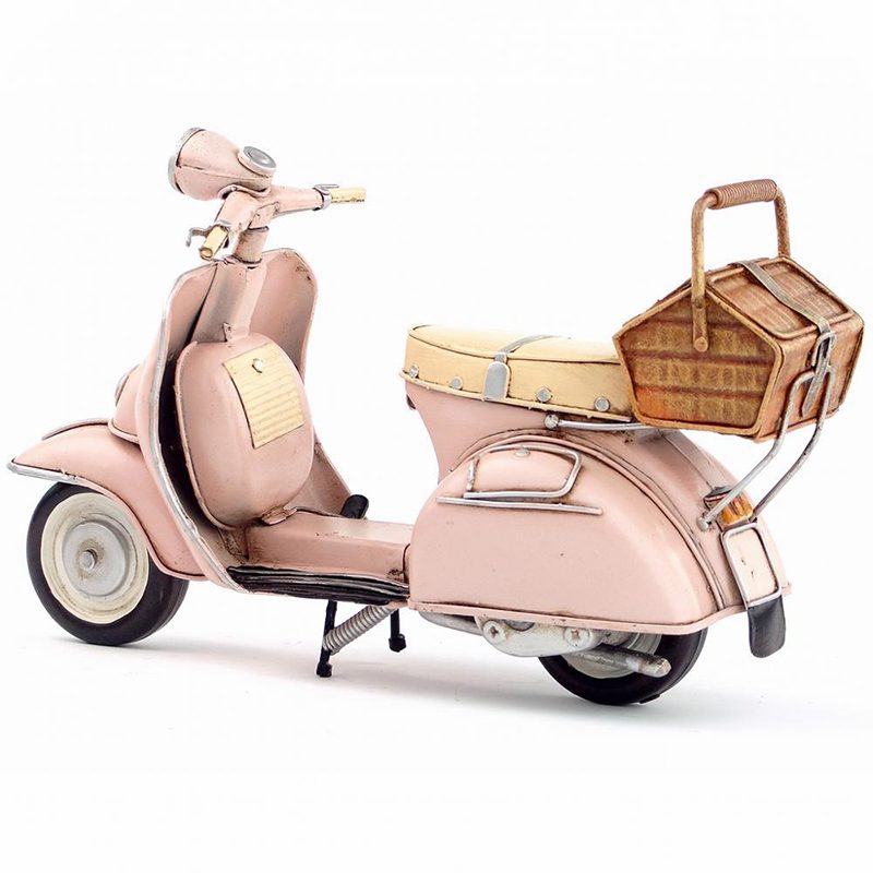 Vespa-moottoripyörä Käsintehty Keskikokoinen Pelti 1965 Malli