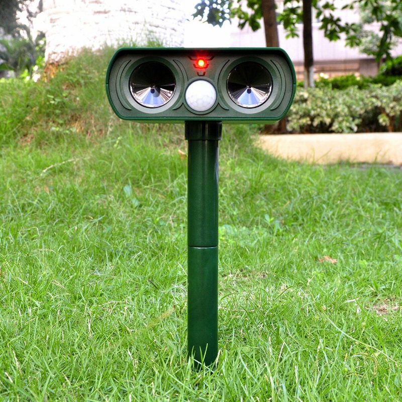 Ultrasonic Solar Power Pest Animal Repeller Kissakoira Bird Mouse Fox